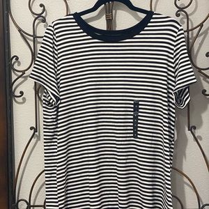 Torrid SZ 0 NWT Striped Tee Super Soft